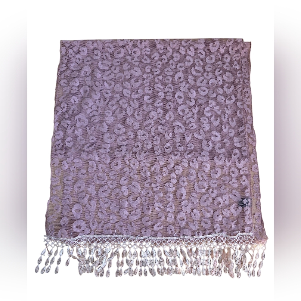 Lace Tassled Mauve Scarf/Wrap OS EUC